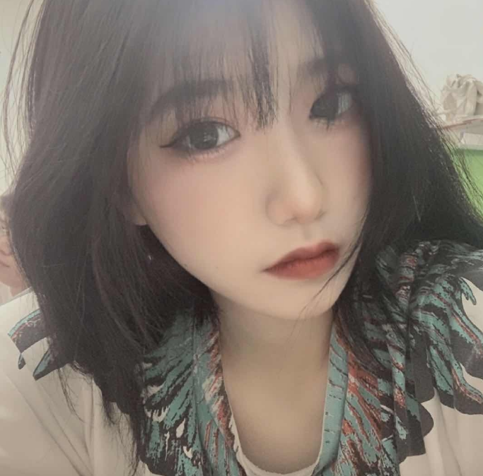 昆明性感年轻小姐姐奶大水好多